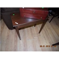 PIANO STOOL