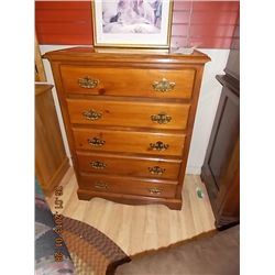 DRESSER - 5 DRAWER