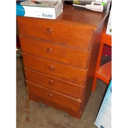 WOOD CHEST OF DRAWERS - 5 DRAWER