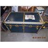 Image 1 : SHIPPING TRUNK