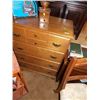 Image 1 : MAPLE 4 DR CHEST OF DRAWERS