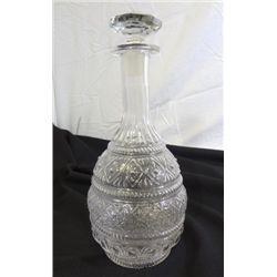 GLASS DECANTER WITH STOPPER