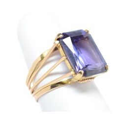 18kt Large Synthetic Alexandrite Ring