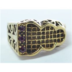 VINTAGE RUBY RING, 14K GOLD, UNUSUAL FILIGREE DESIGN. PRE-OWNED SIZE 6.5