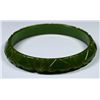 Image 1 : VINTAGE GREEN BAKELITE CARVED BANGLE BRACELET