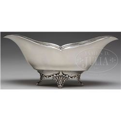 TIFFANY & CO. STERLING SILVER FOOTED BOWL.