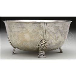 TIFFANY & CO. STERLING SILVER BOWL.