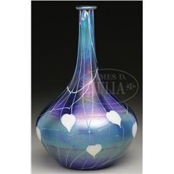 DURAND ART GLASS VASE.