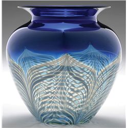 DURAND SHOULDER VASE.