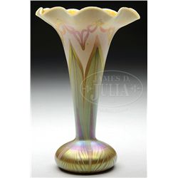 QUEZAL ART GLASS VASE.