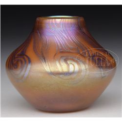 STEUBEN DECORATED ART GLASS VASE.