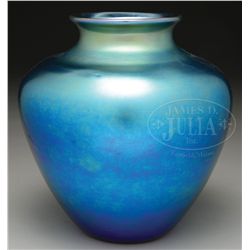 STEUBEN BLUE AURENE VASE.