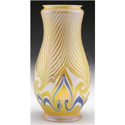 QUEZAL ART GLASS SHADE.