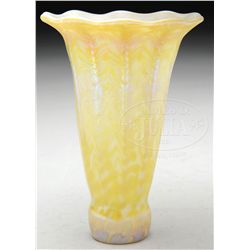 ART GLASS LILY SHADE.