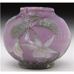BURGUN & SCHVERER CAMEO VASE