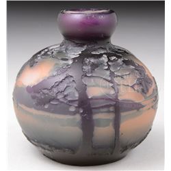 MULLER FRENCH CAMEO VASE.