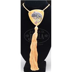 A. WALTER IGUANA PENDANT.