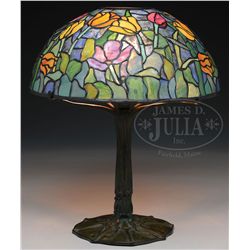 TIFFANY STUDIOS TULIP TABLE LAMP.