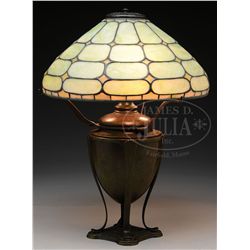 TIFFANY STUDIOS TABLE LAMP.