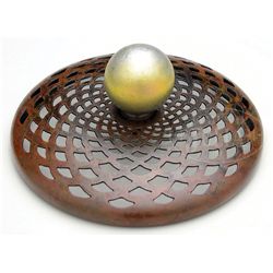 TIFFANY STUDIOS TOP CAP.