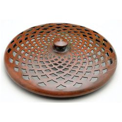 TIFFANY STUDIOS PIERCED TOP CAP.