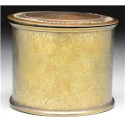 TIFFANY FURNACES CIGARETTE HOLDER.
