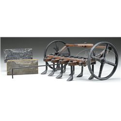 SALESMAN SAMPLE CULTIVATOR.