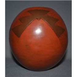 NAVAJO POTTERY JAR