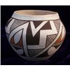 Image 1 : Acoma N.M. pottery,