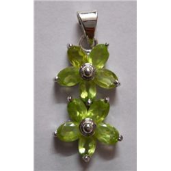 3.790g Pendant of Peridot in Silver