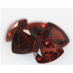 6.36 CTW TRILLION CUT GARNET 7MM (5)