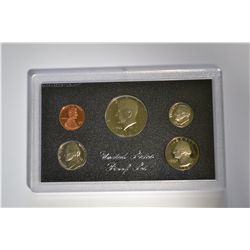 *1983 United States Mint Proof Set  Excellent Condition*