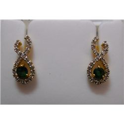 Earring of Diamond 0.32 Ctw,Emerald 0.32 Ctw in 3.44g 18kt Yellow Gold