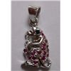 Image 1 : 2.650g Monkey Shape Pendant of Ruby and Sapphire in Silver