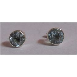 1.840g Earring of Blue Topaz Sterling Silver