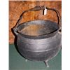 Image 1 : Cast Iron Pot