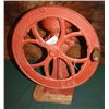 Image 1 : Red Cast Iron Grinder