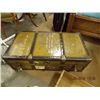 Image 1 : LARGE TRUNK WITH TRAY - BRN