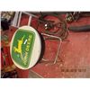 Image 1 : JOHN DEERE STOOL