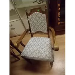 DINING CHAIR - 6 TOTAL - WITH 2 BEING CAPTAINS