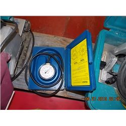 GAS TESTER - IN CASE