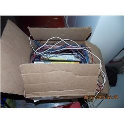 BOX OF 10 TRIAD ELETRONIC BALASTS