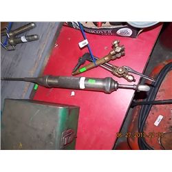 WELDING TORCHES & GREASE GUN