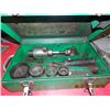 Image 1 : JOHN DEER TOOL IN GREEN CASE