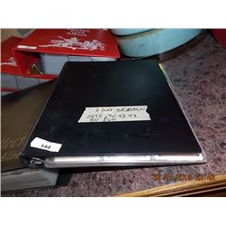 BINDER - SPORTS TRADING CARDS - BASEBALL