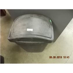 GARBAGE CAN WITH SWINGING LID