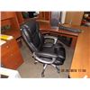 Image 1 : BLACK LEATHER STYLE EXECTUTIVE GAS LIFT OFFICE CHAIR