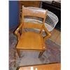 Image 1 : VINTAGE MAPLE WOOD ARM CHAIR