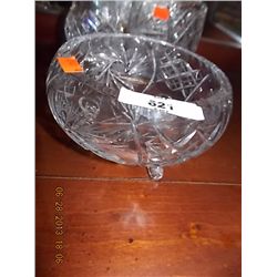 PIN WHEEL BOWL WITH 3 FEET