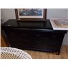Image 1 : BLACK DRESSER - 8 DRAWER - 2 ARE HIDDEN